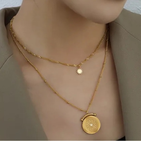 New 18k Gold Plated Vintage Diamond Coin Star Double Layer Necklace - Picture 5 of 14